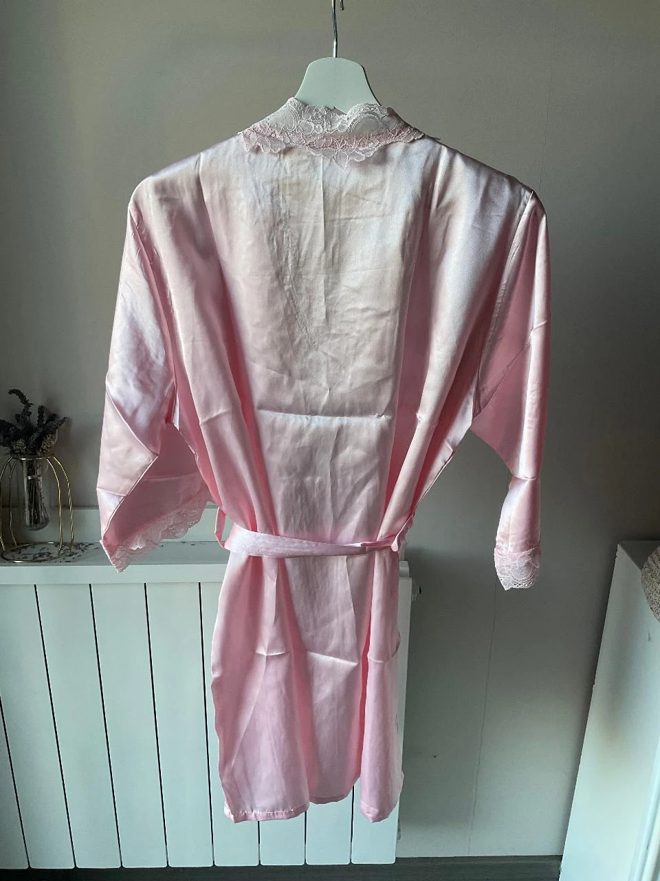Pink satin & lace kimono – ultra feminine – size M – chic & cocoon effect – photo 5